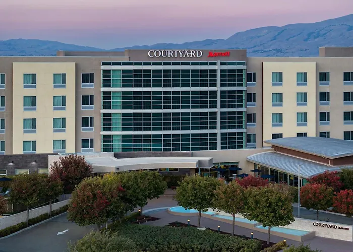 Courtyard By Marriott San Jose North/ Silicon Valley