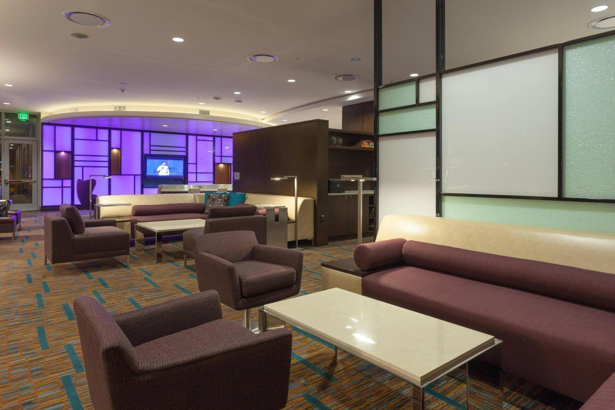 Courtyard By Marriott North/ Silicon Valley Hotel San José